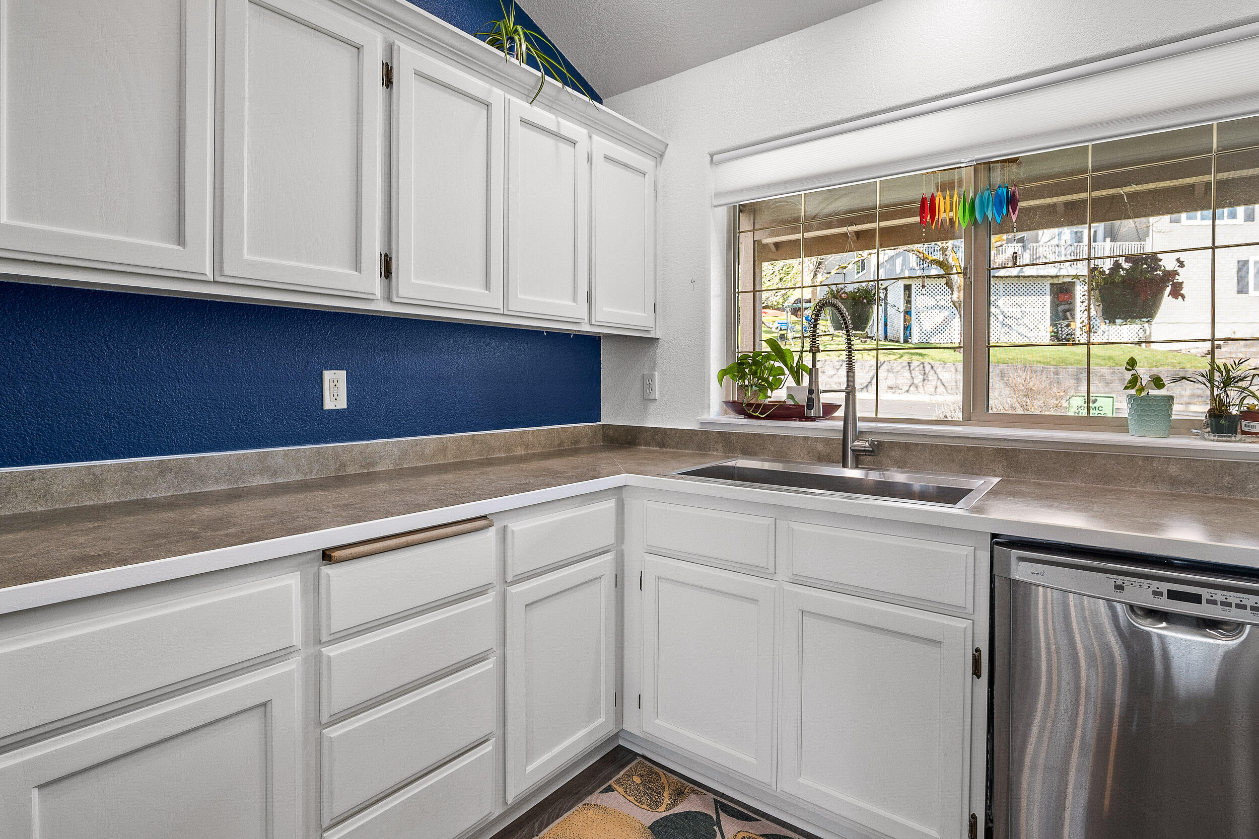103 Cedar Ridge Terrace Rogue River, OR 97537 - Photo 13 of 37 103CedarRidgeTerr-013