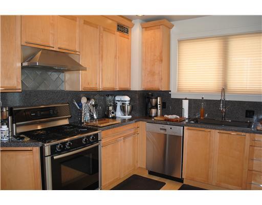 917 Wellesley Road Highland Park, PA 15206 - Photo 8 of 18 Kitchen.
