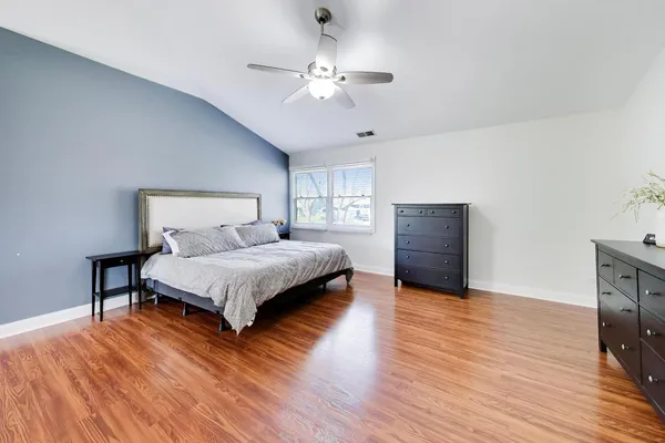 $685,000 | 44 Swift Lane, Naperville, IL 60565