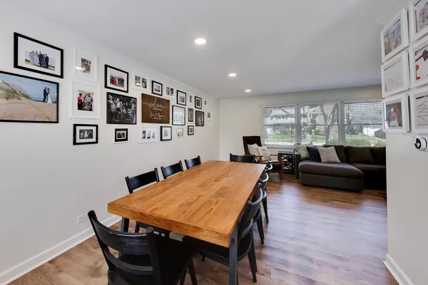 $685,000 | 44 Swift Lane, Naperville, IL 60565