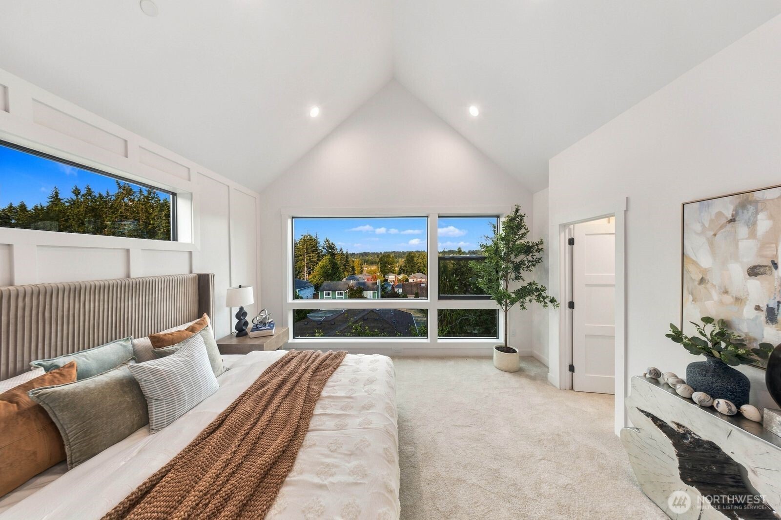 932 Duchess Road, Unit B1 Bothell, WA 98012 - Photo 36 of 39 Gallery Image 36