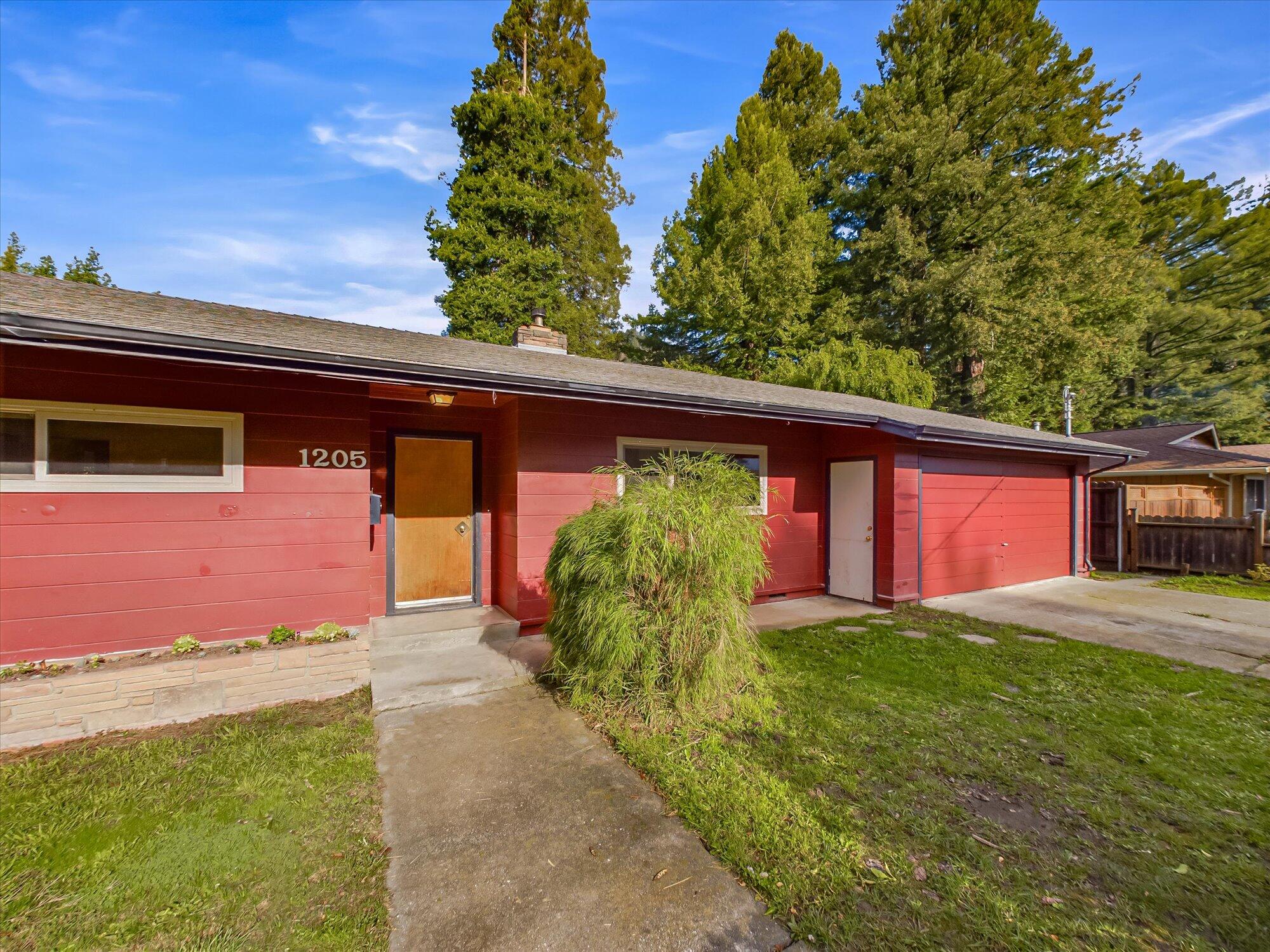 1205 Riverside Drive Rio Dell, CA 95562 - Photo 1 of 51 Front