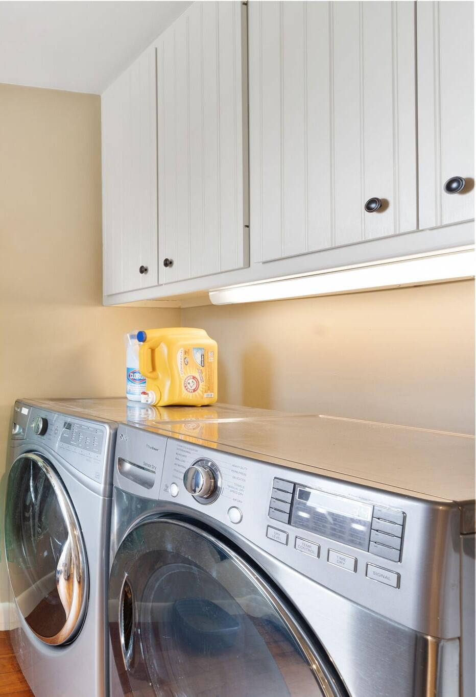 8 Longmeadow Road Cumberland Foreside, ME 04110 - Photo 22 of 36 Laundry Room