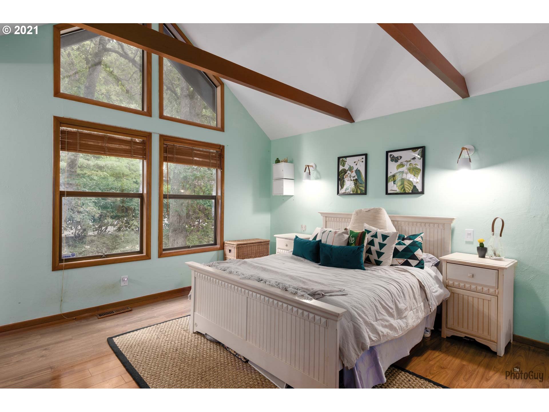 3830 Spring Boulevard Eugene, OR 97405 - Photo 11 of 25 Gallery Image 11