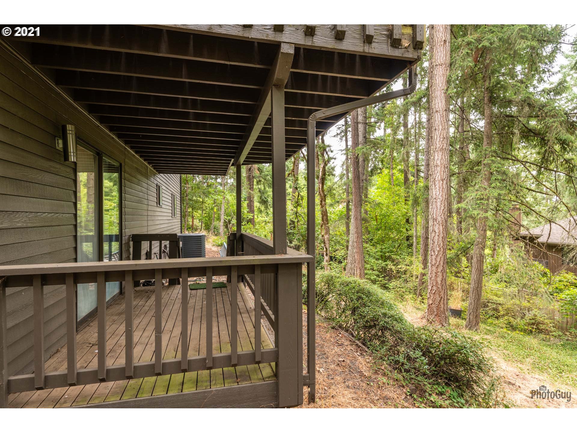 3830 Spring Boulevard Eugene, OR 97405 - Photo 23 of 25 Gallery Image 23