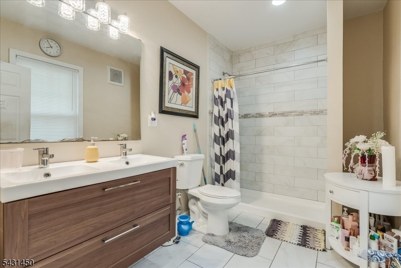 11 Alps Road Wayne, NJ 07470 - Photo 15 of 37