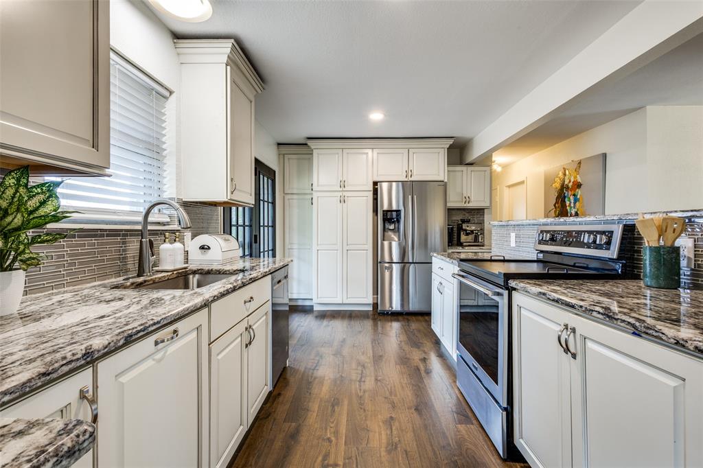 1200 Tipps Road Cross Roads, TX 76227 - Photo 13 of 32