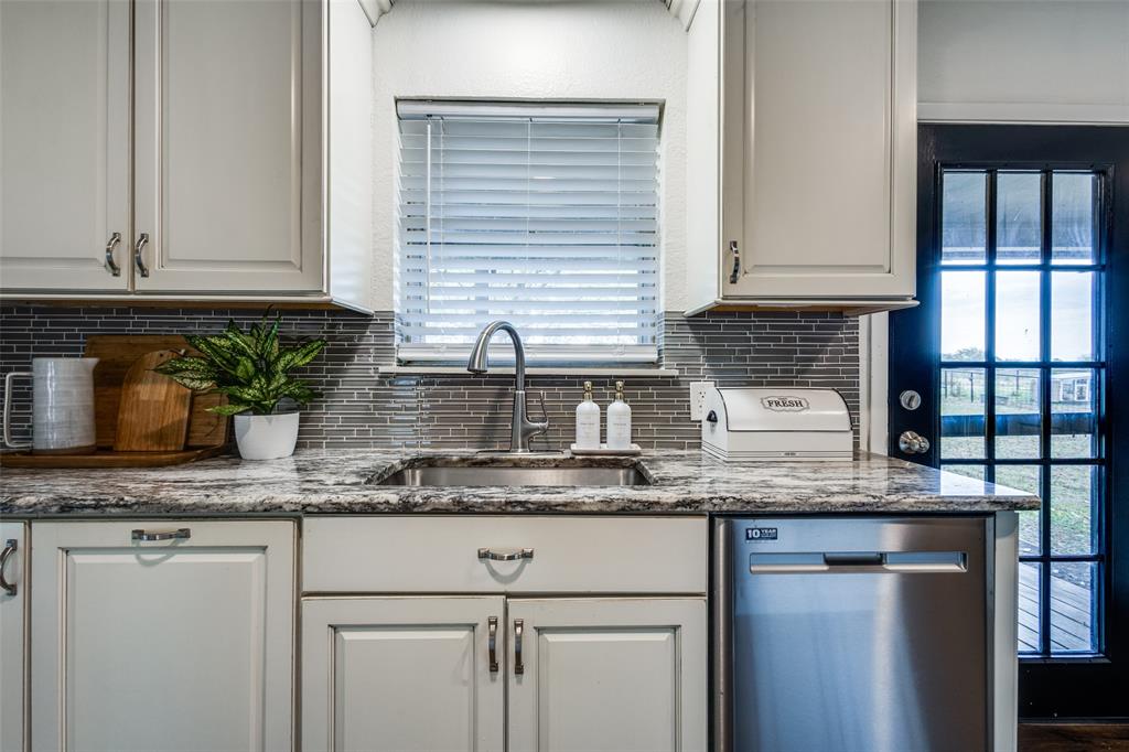 1200 Tipps Road Cross Roads, TX 76227 - Photo 14 of 32