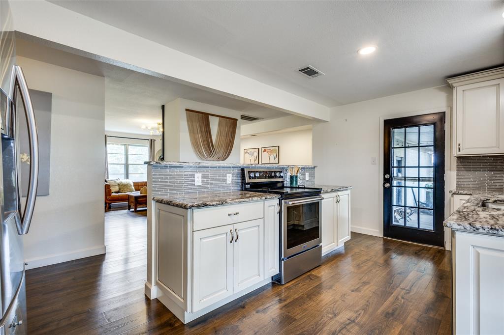 1200 Tipps Road Cross Roads, TX 76227 - Photo 15 of 32