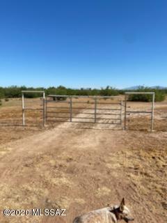 East Duke Ranch Road Pearce, AZ 85625 - Photo 1 of 8