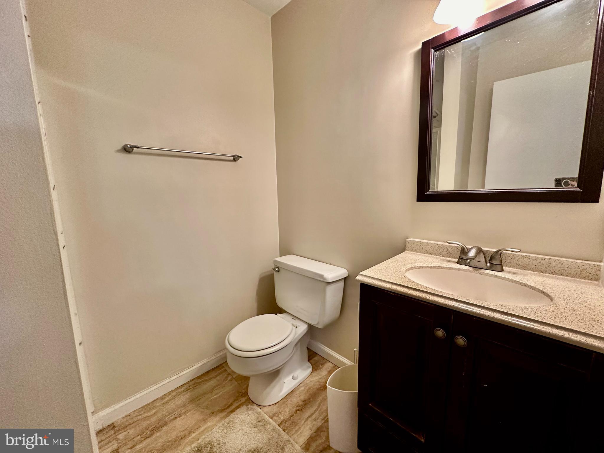 14441 Golden Oak Road Centreville, VA 20121 - Photo 8 of 11