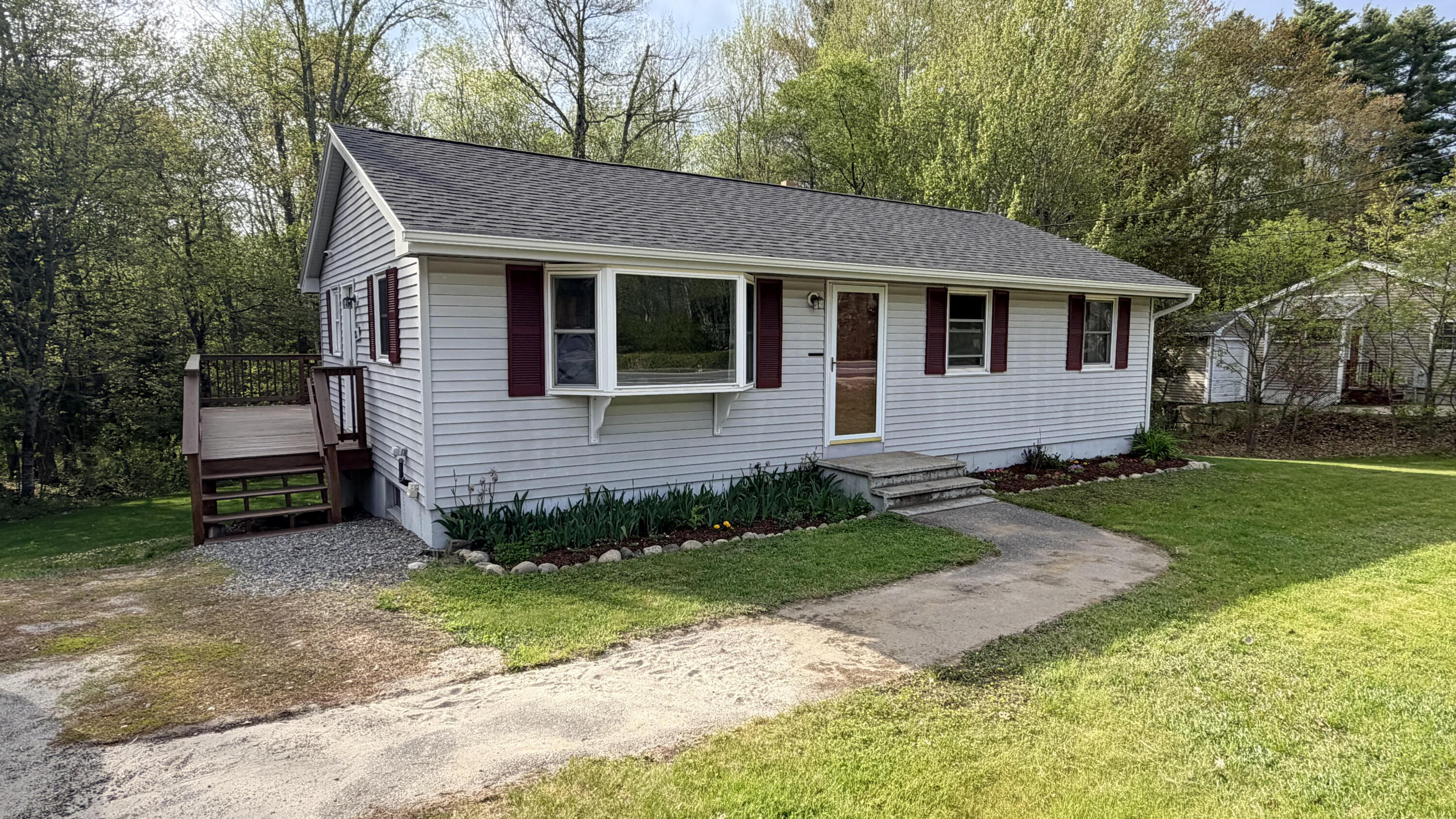 218 Middlesex Road Topsham, ME 04086 - Photo 2 of 62