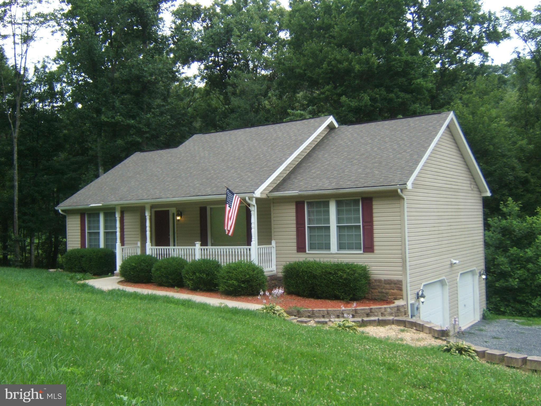 39 Poplar Rdg Trail Hedgesville, WV 25427 - Photo 2 of 30 Exterior (Front)