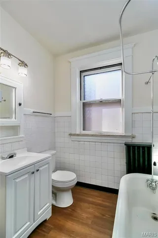 $1,500 | 4166 Russell Boulevard, St. Louis, MO 63110