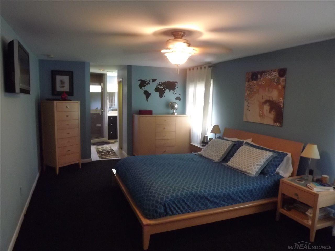 410 Lehigh Road Rochester Hills, MI 48307 - Photo 9 of 26