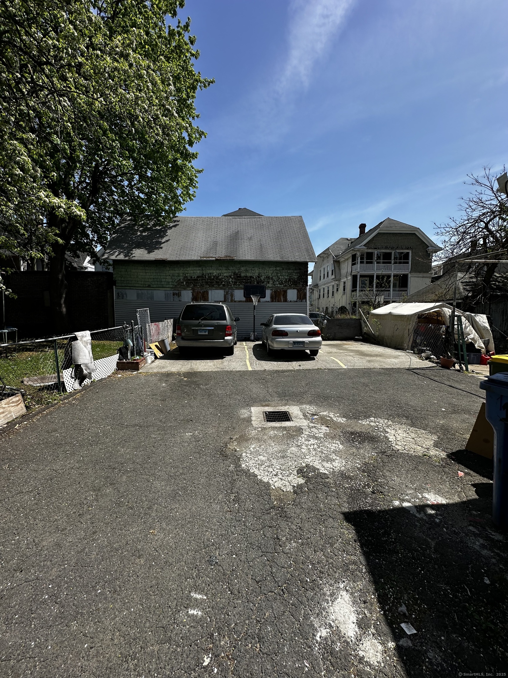 50 Chestnut Avenue Waterbury, CT 06710 - Photo 14 of 30