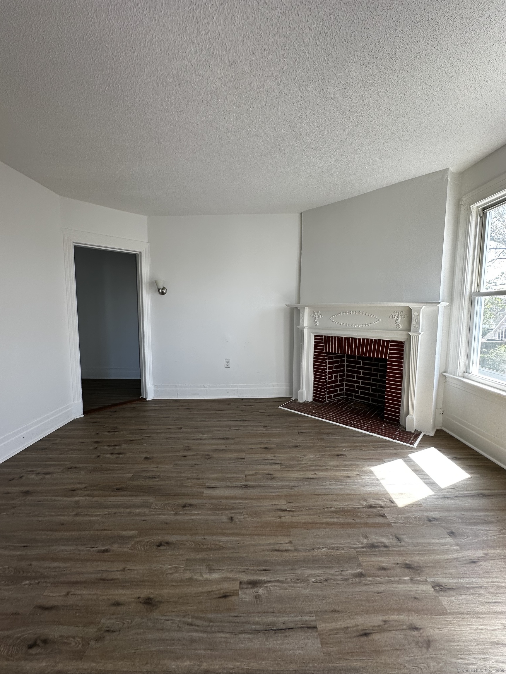 50 Chestnut Avenue Waterbury, CT 06710 - Photo 25 of 30