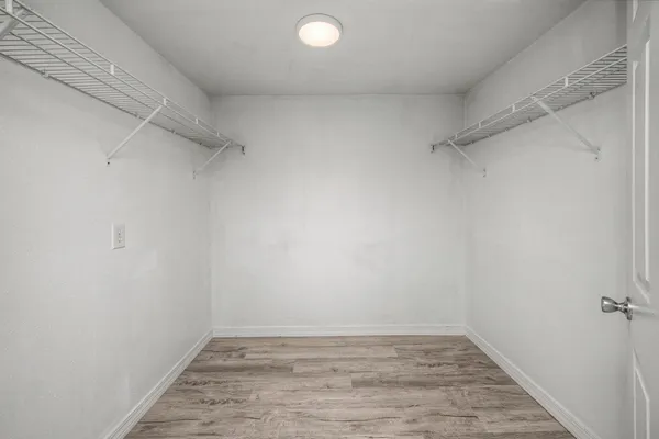 $1,400 | 392 Tiger Lily Lane, DeFuniak Springs, FL 32433