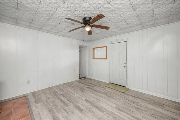 $1,400 | 392 Tiger Lily Lane, DeFuniak Springs, FL 32433
