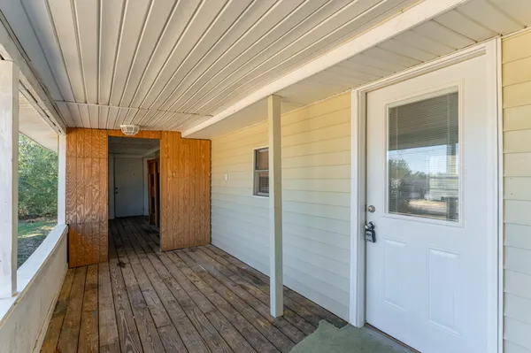 $1,400 | 392 Tiger Lily Lane, DeFuniak Springs, FL 32433