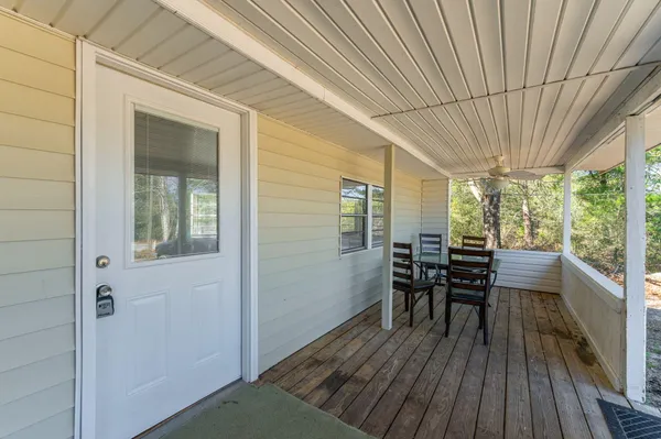 $1,400 | 392 Tiger Lily Lane, DeFuniak Springs, FL 32433