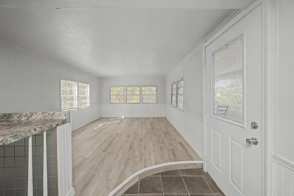 $1,400 | 392 Tiger Lily Lane, DeFuniak Springs, FL 32433