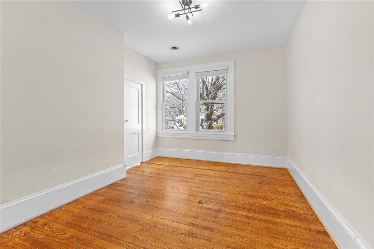 2622 Tillett Road Southwest Roanoke, VA 24015 - Photo 17 of 35 17-2622 Tillett Rd SW 17