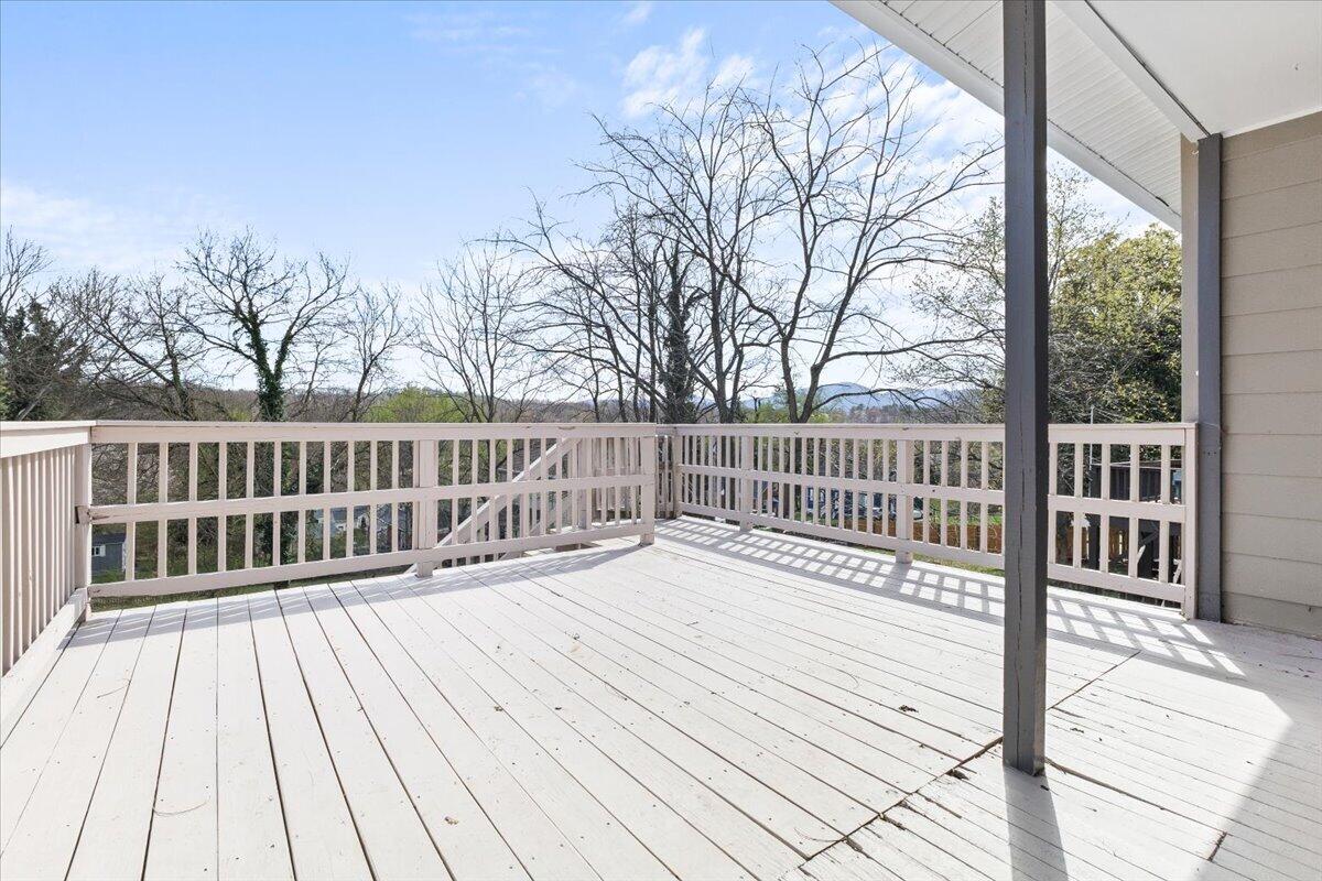 2622 Tillett Road Southwest Roanoke, VA 24015 - Photo 30 of 35 09-2622 Tillett Rd SW 09