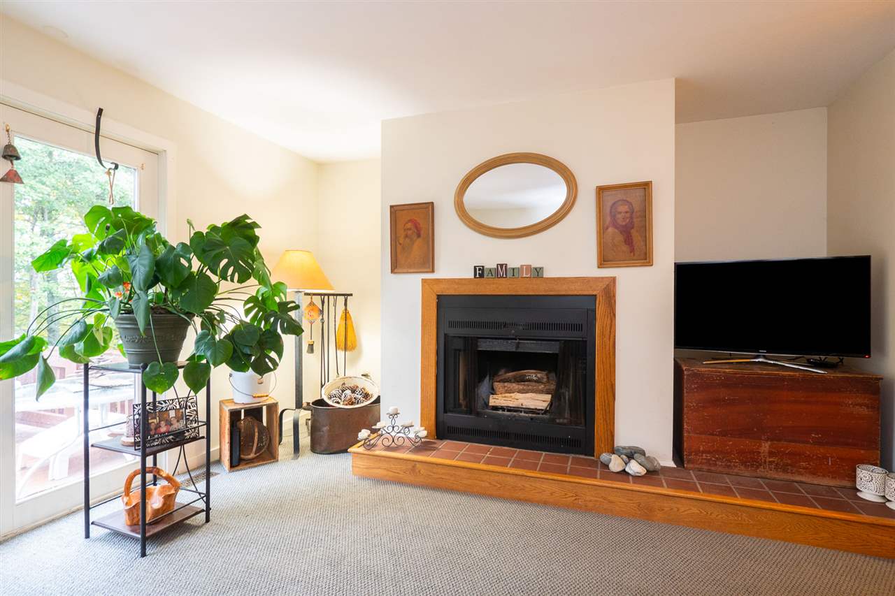 24 Thornhill Road, Unit 24 Stratham, NH 03885 - Photo 5 of 26