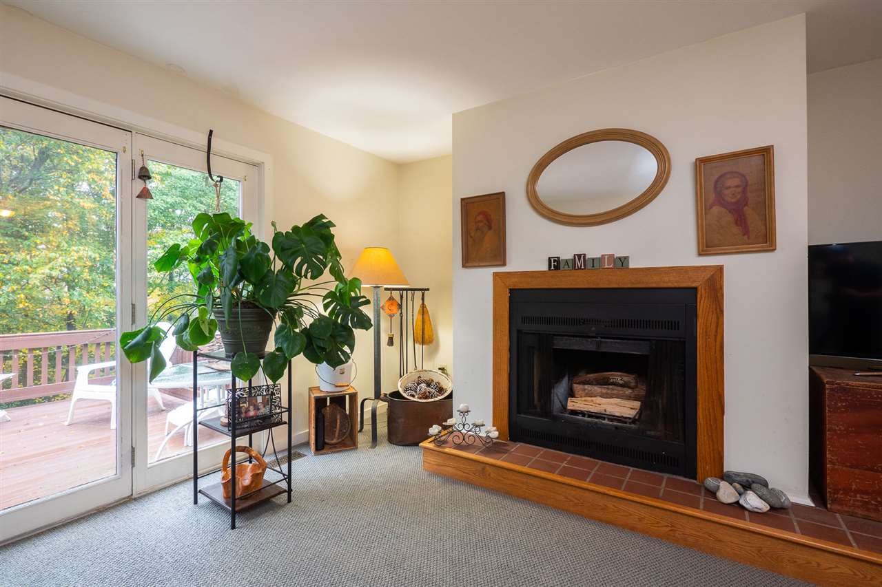 24 Thornhill Road, Unit 24 Stratham, NH 03885 - Photo 6 of 26