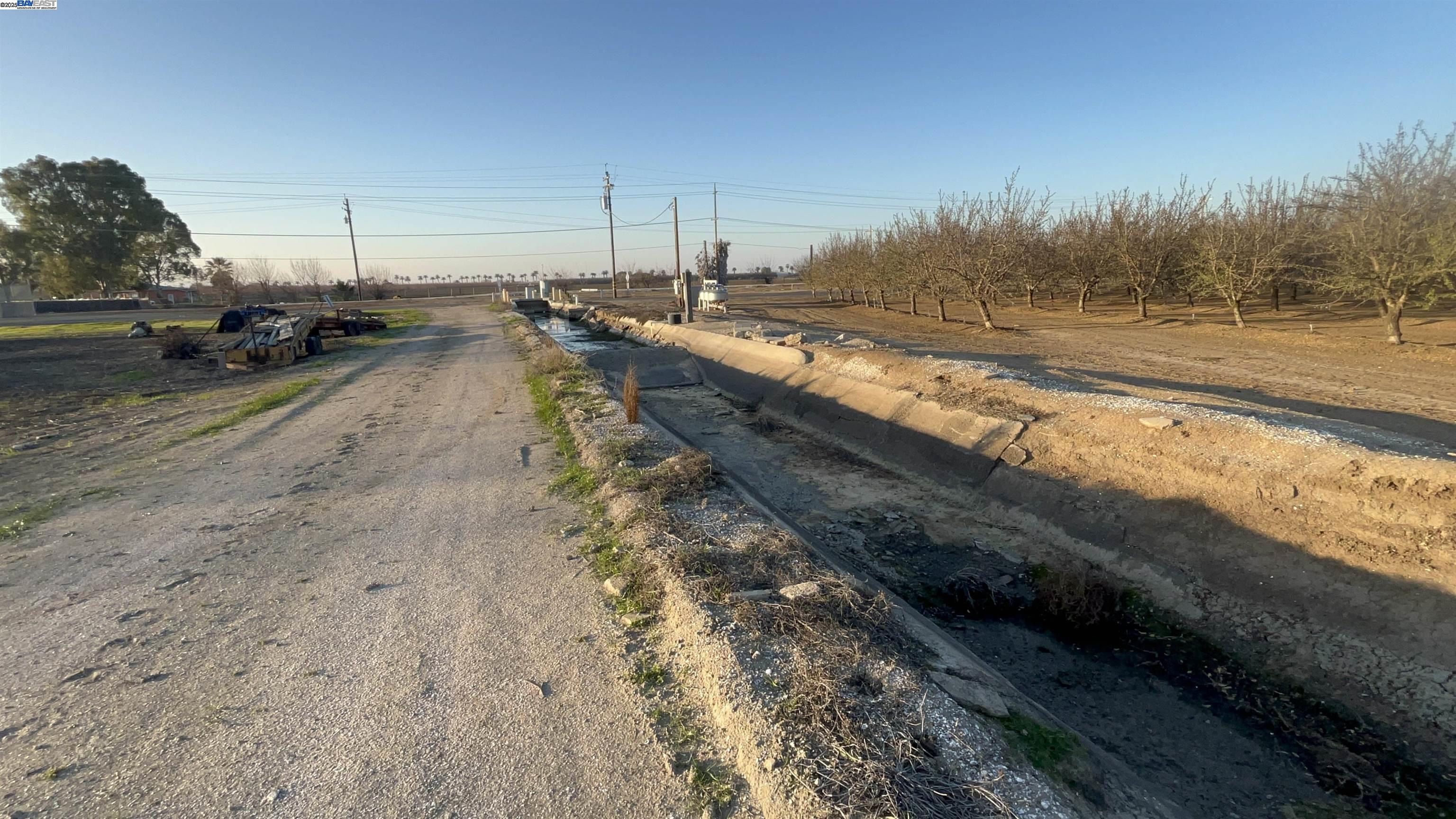 1290 Orange Avenue Patterson, CA 95363 - Photo 26 of 36