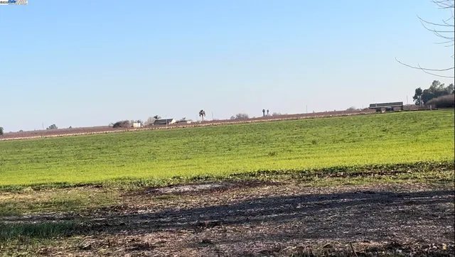 $1,000,000 | 1290 Orange Avenue, Patterson, CA 95363