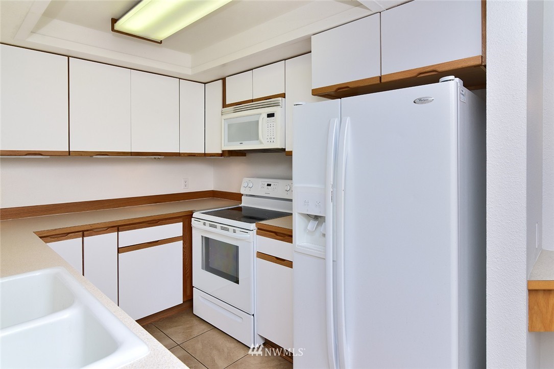 1541 Sheridan Road, Unit D2 Bremerton, WA 98310 - Photo 11 of 25 Gallery Image 11