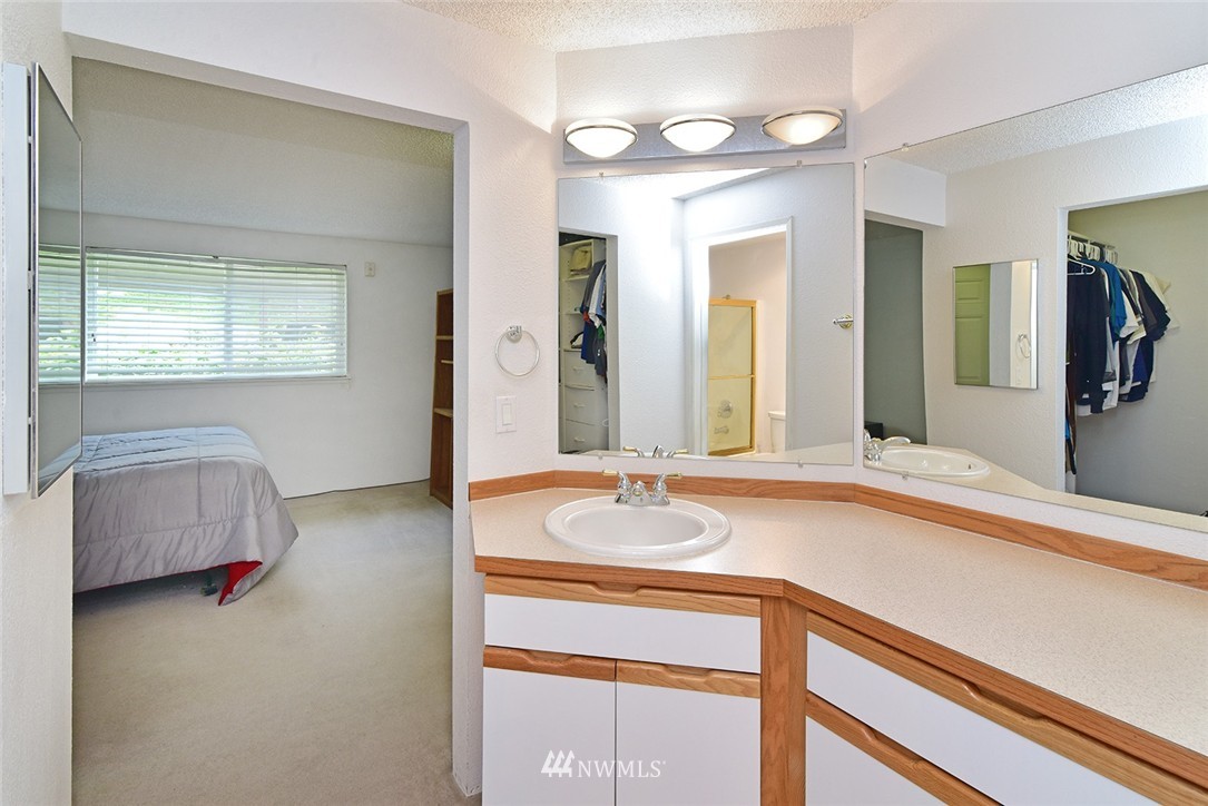 1541 Sheridan Road, Unit D2 Bremerton, WA 98310 - Photo 15 of 25 Gallery Image 15