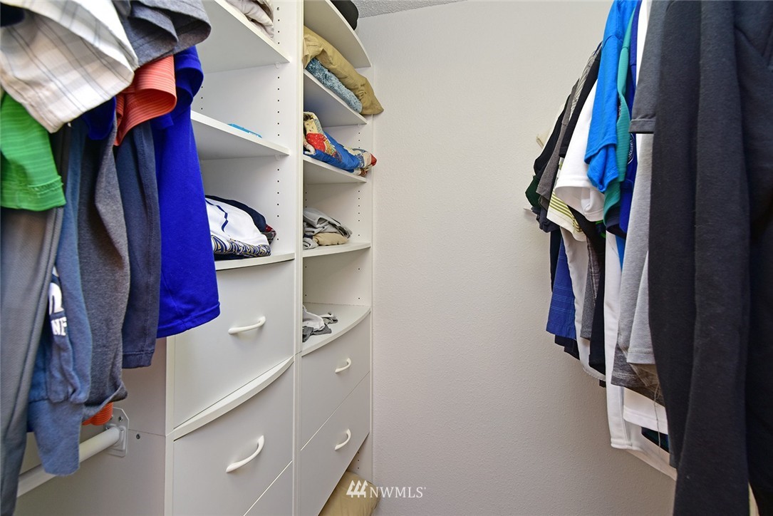 1541 Sheridan Road, Unit D2 Bremerton, WA 98310 - Photo 16 of 25 Gallery Image 16