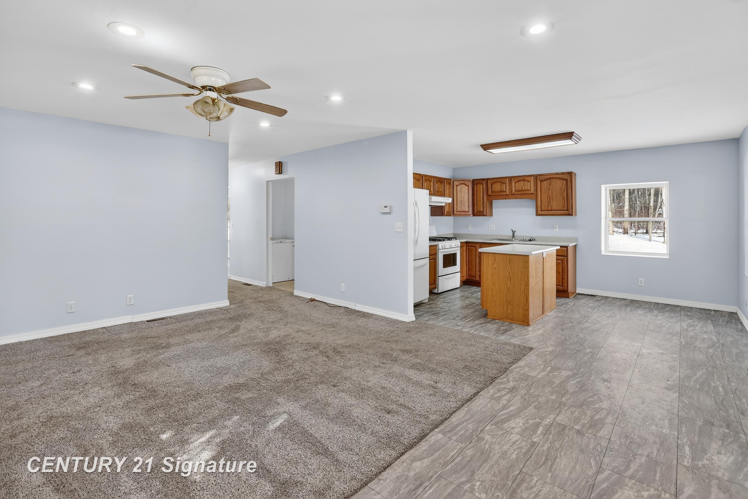 1647 North Huron Road Tawas City, MI 48763 - Photo 19 of 61
