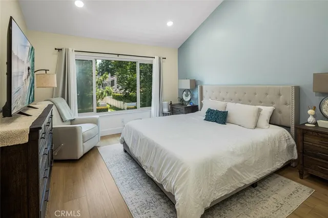 $1,169,000 | 20 Marigold, Unit 15, Irvine, CA 92614