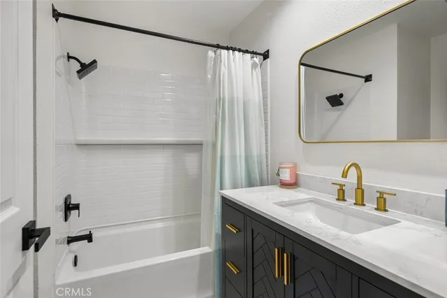 $1,169,000 | 20 Marigold, Unit 15, Irvine, CA 92614