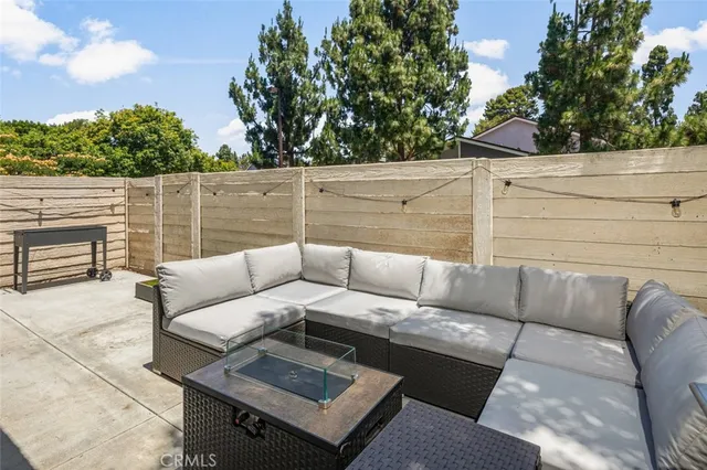 $1,169,000 | 20 Marigold, Unit 15, Irvine, CA 92614