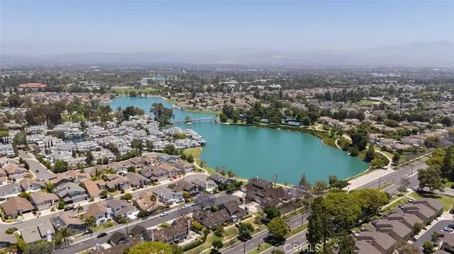 $1,169,000 | 20 Marigold, Unit 15, Irvine, CA 92614