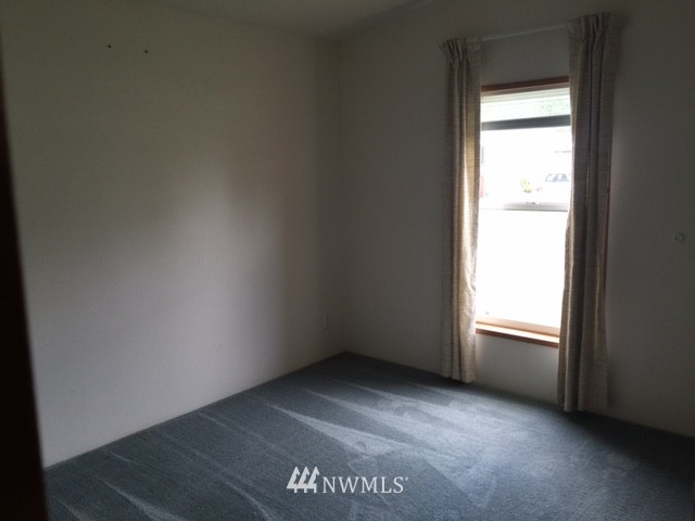 19300 Pecan Street Southwest, Unit 7 Rochester, WA 98579 - Photo 12 of 17