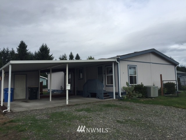 19300 Pecan Street Southwest, Unit 7 Rochester, WA 98579 - Photo 4 of 17