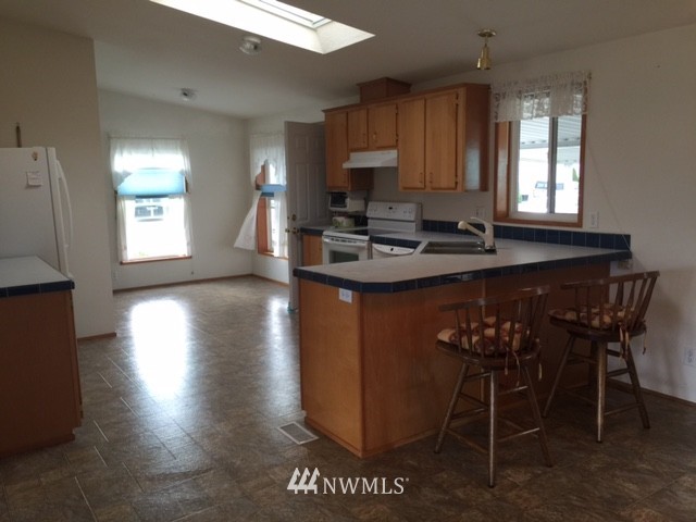 19300 Pecan Street Southwest, Unit 7 Rochester, WA 98579 - Photo 5 of 17