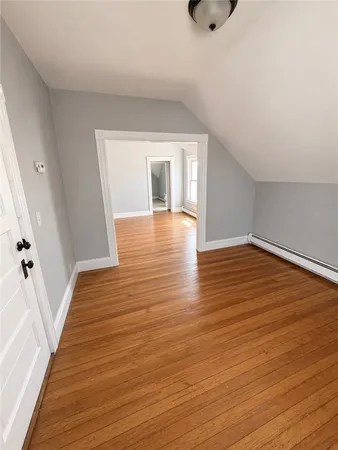$2,500 | 284 Massachusetts Avenue, Unit 3, Providence, RI 02905