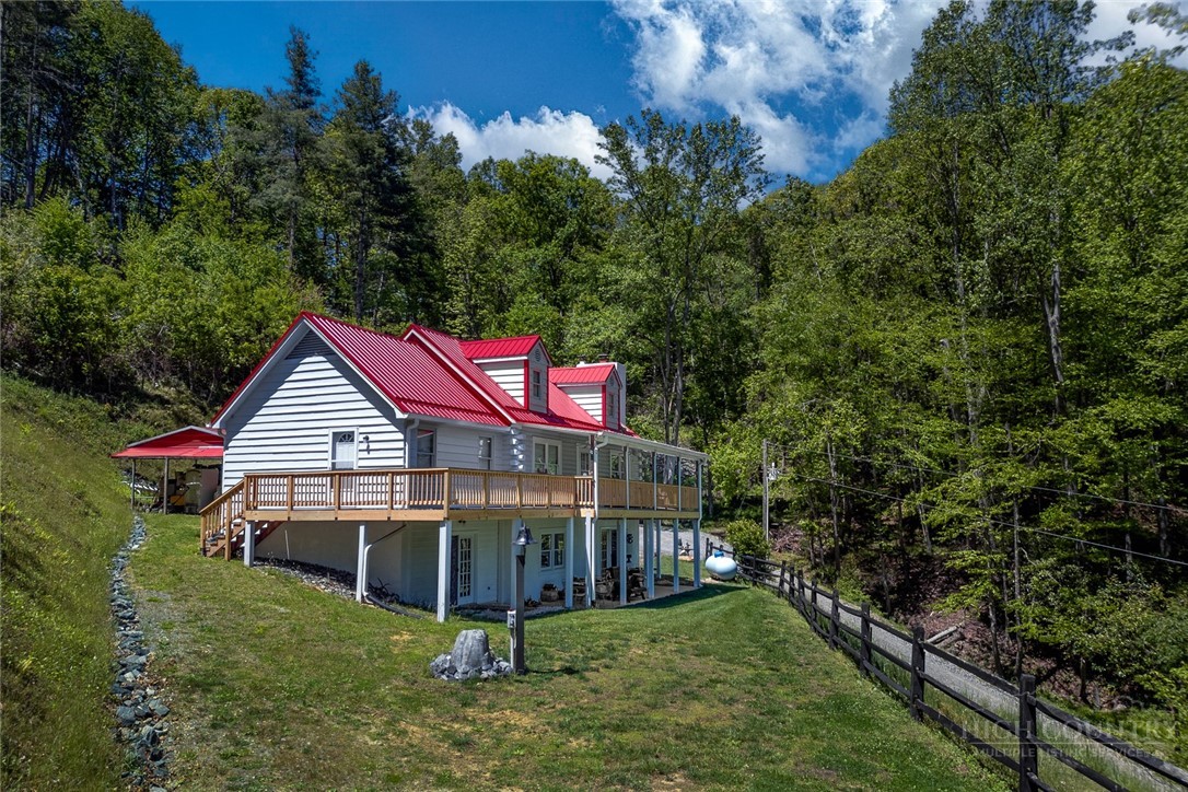 283 Deer Ridge Road Crumpler, NC 28617 - Photo 32 of 39
