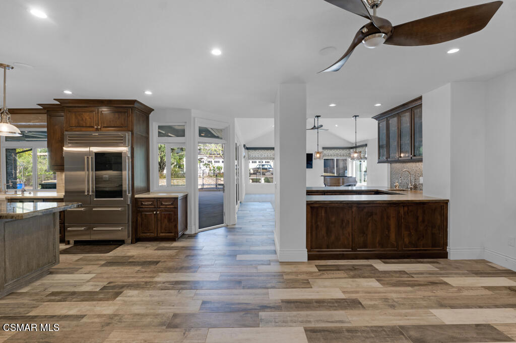 525 Aqueduct Court Simi Valley, CA 93065 - Photo 11 of 50