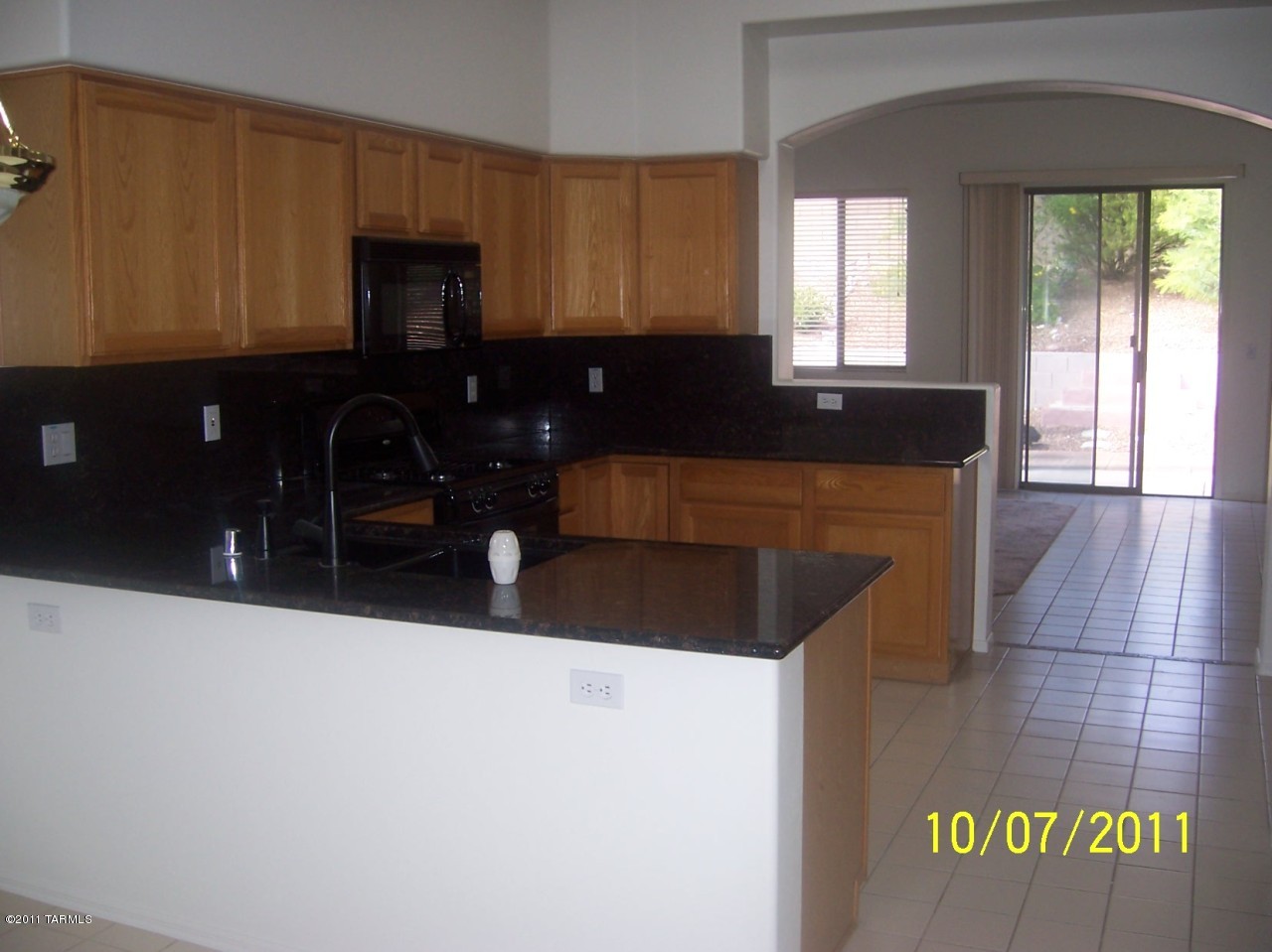 332 West Windowmaker Road Tucson, AZ 85737 - Photo 5 of 11