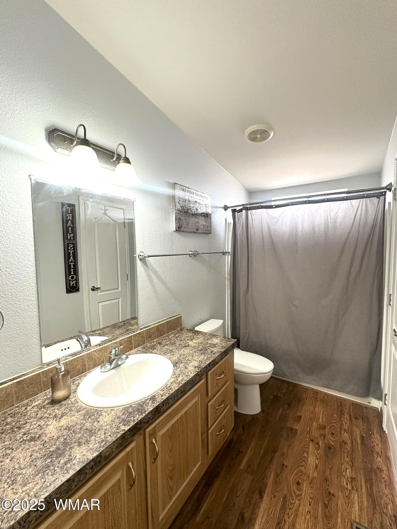 7 County Road Springerville, AZ 85938 - Photo 25 of 56 HALLWAY BATHROOM