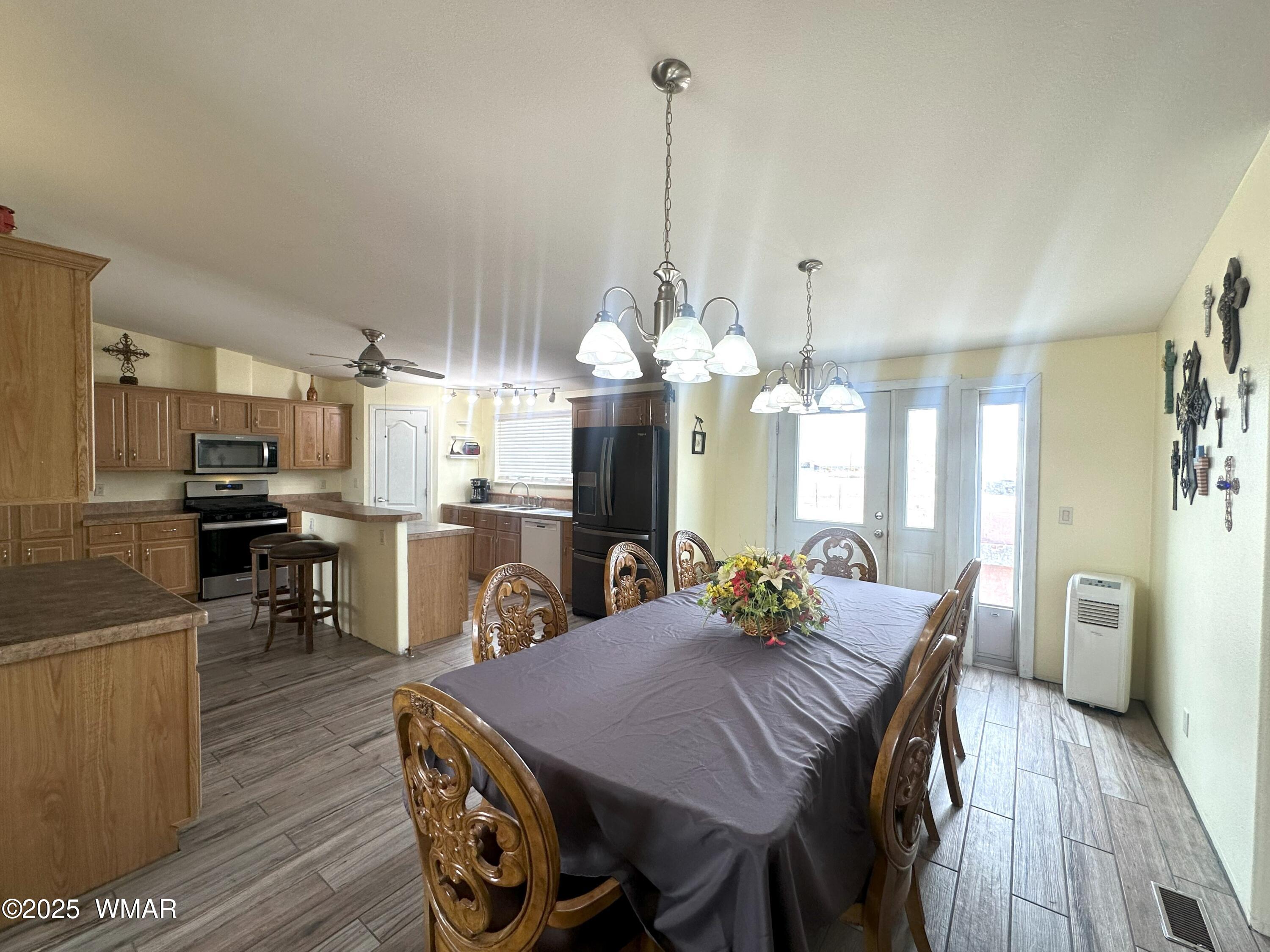 7 County Road Springerville, AZ 85938 - Photo 5 of 56 EAT IN KITCHEN and DINING AREA