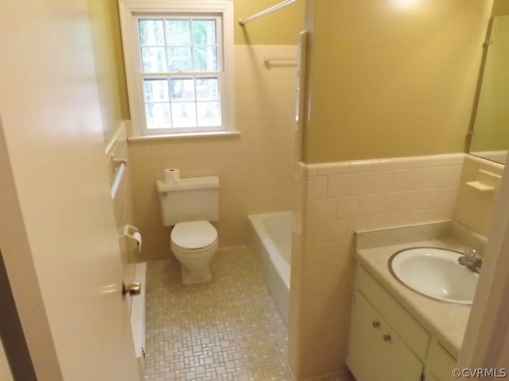 2560 Maidens Road Powhatan, VA 23139 - Photo 13 of 20 Gallery Image 13